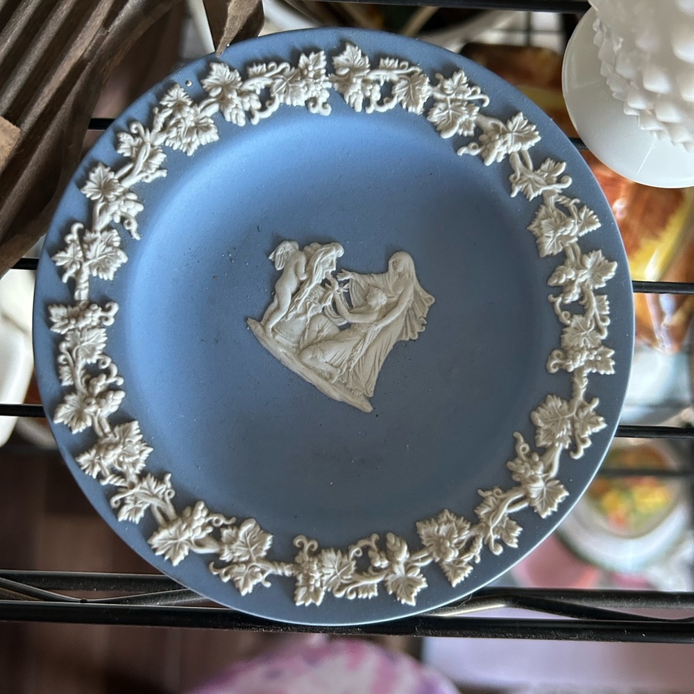 Wedgwood Jasperware Blue - Picture 3 of 4